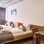 Maximo Hotel 2*