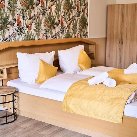 Hotel Maximo 2*
