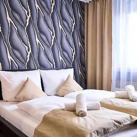 Hotel Maximo 2*